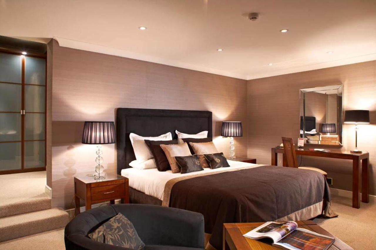 Rowton Hall Hotel And Spa Честър Стая снимка