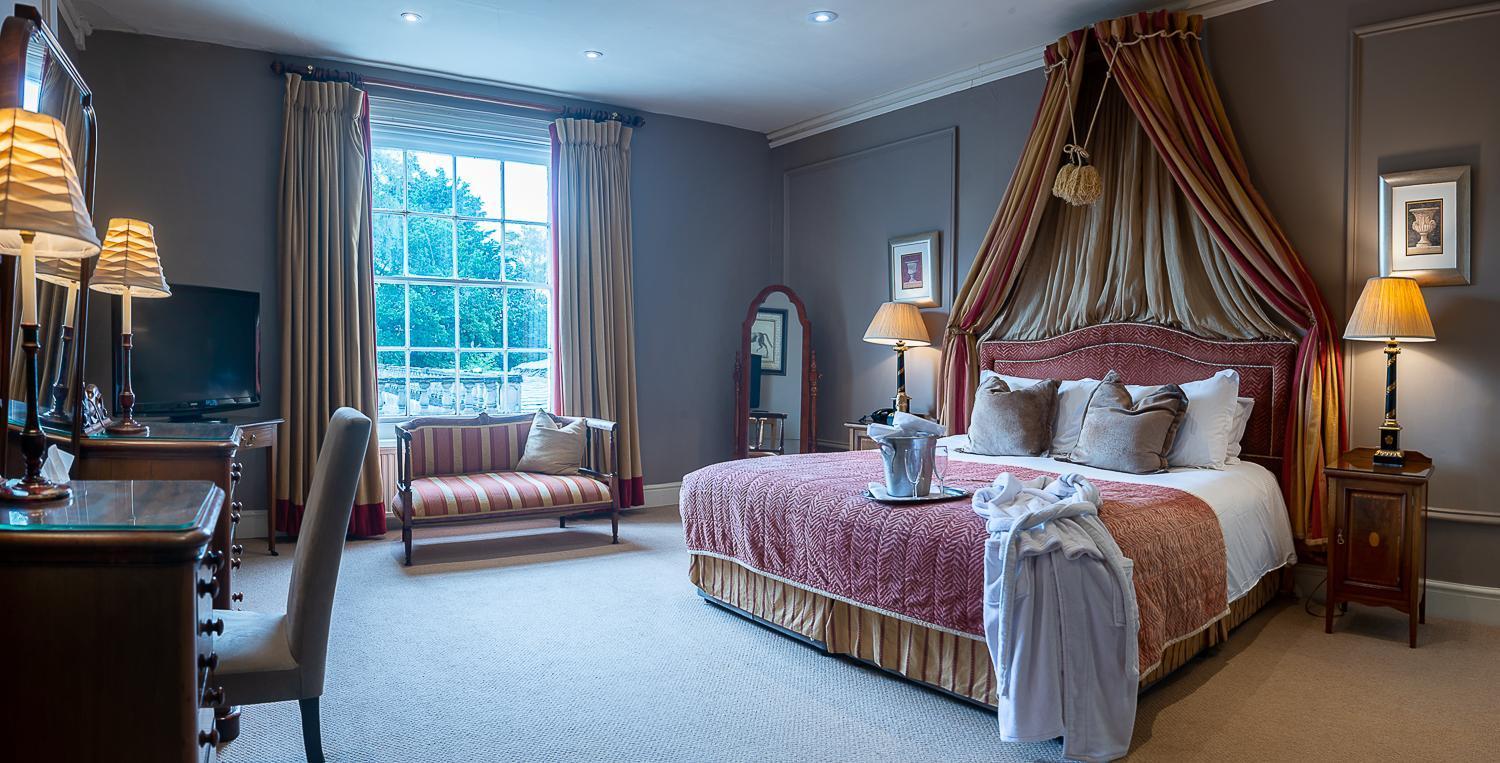 Rowton Hall Hotel And Spa Честър Екстериор снимка