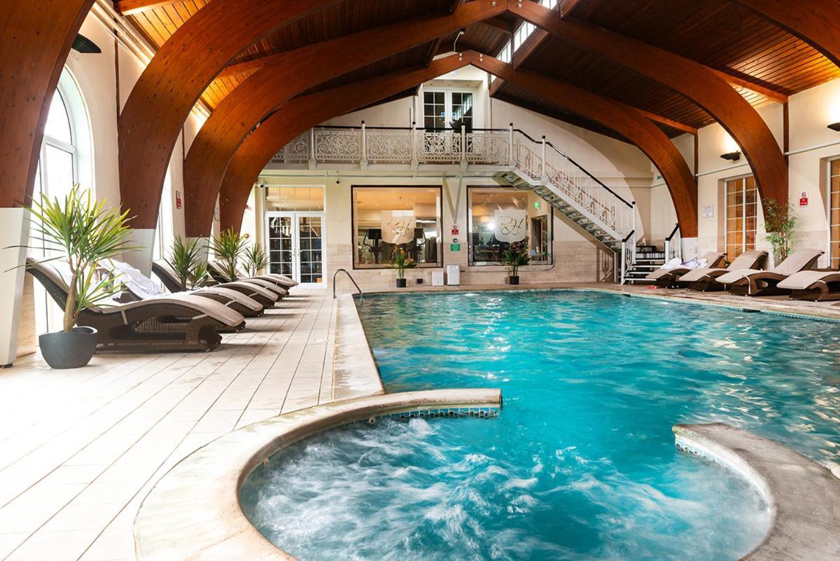 Rowton Hall Hotel And Spa Честър Екстериор снимка