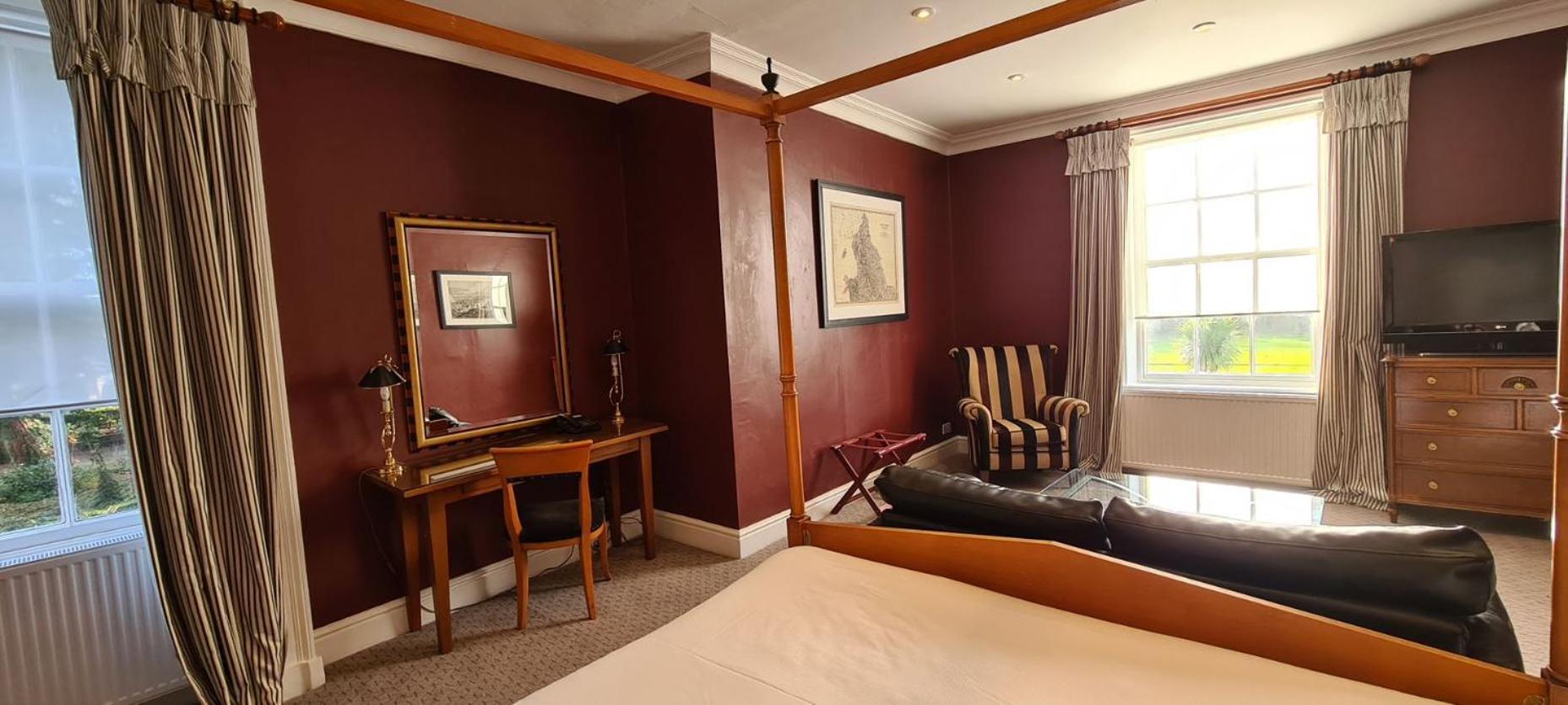Rowton Hall Hotel And Spa Честър Екстериор снимка