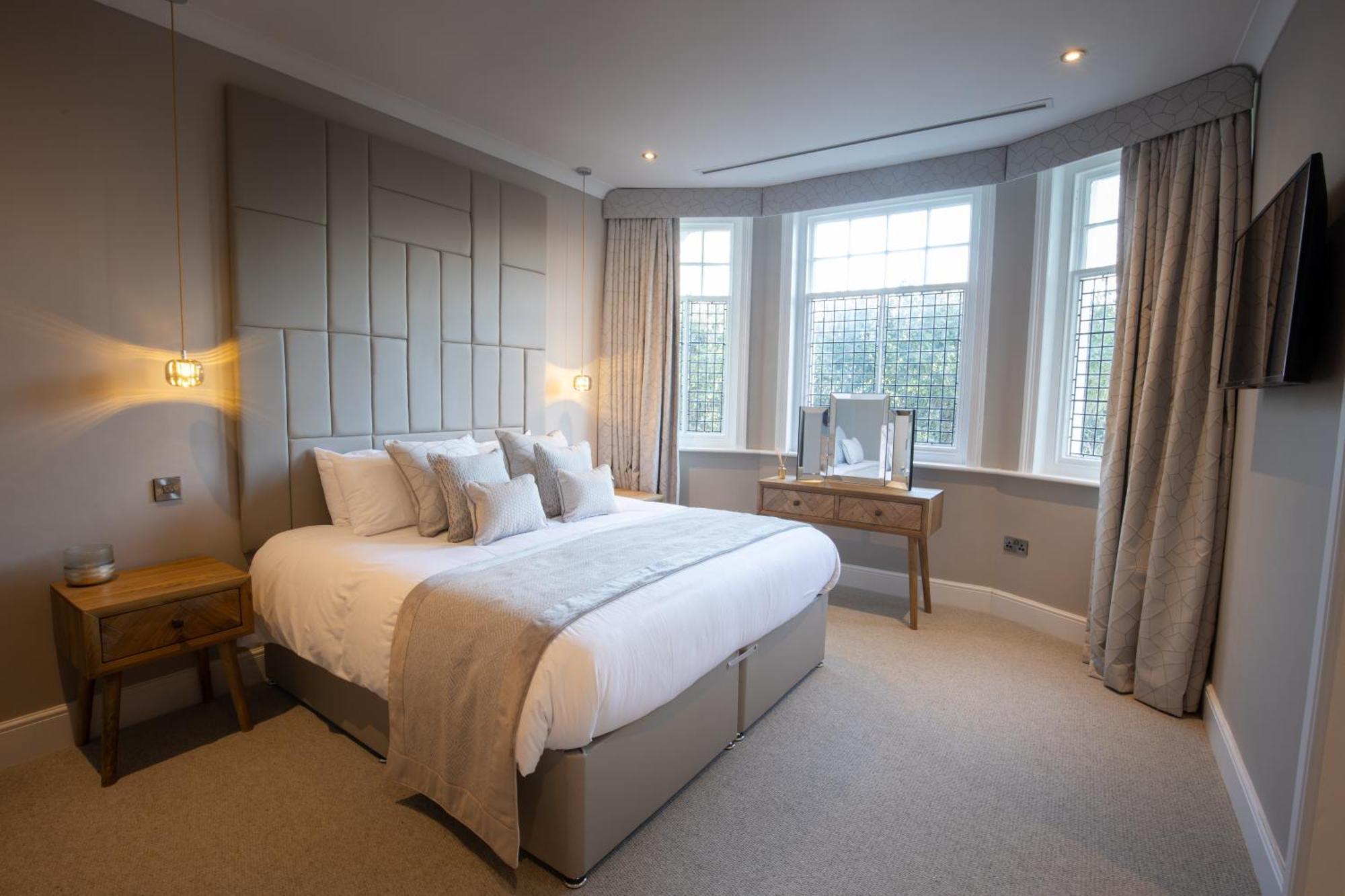 Rowton Hall Hotel And Spa Честър Екстериор снимка